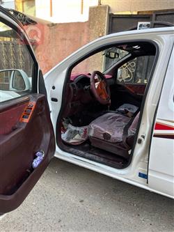 نیسان نەڤارا